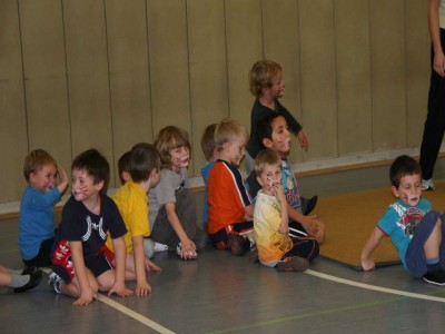TSG Irlich - Kinderturngruppe bei einem Zirkusprojekt 2012
