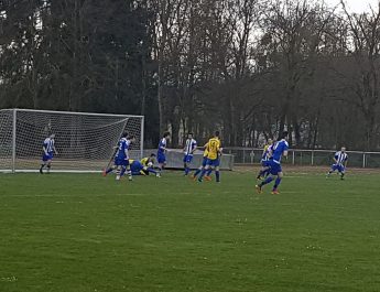 Mit einem 2:2-Unentschieden trennten sich der VfL Niederbieber und die TSG Irlich.