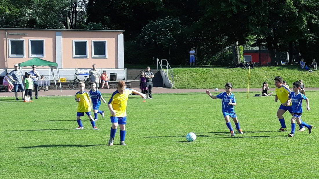 Die F-Jugend beim Spiel beim VfL Neuwied II.